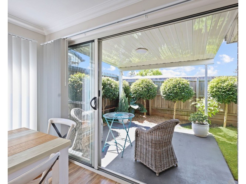 2/459 Bridge Street, Wilsonton QLD 4350
