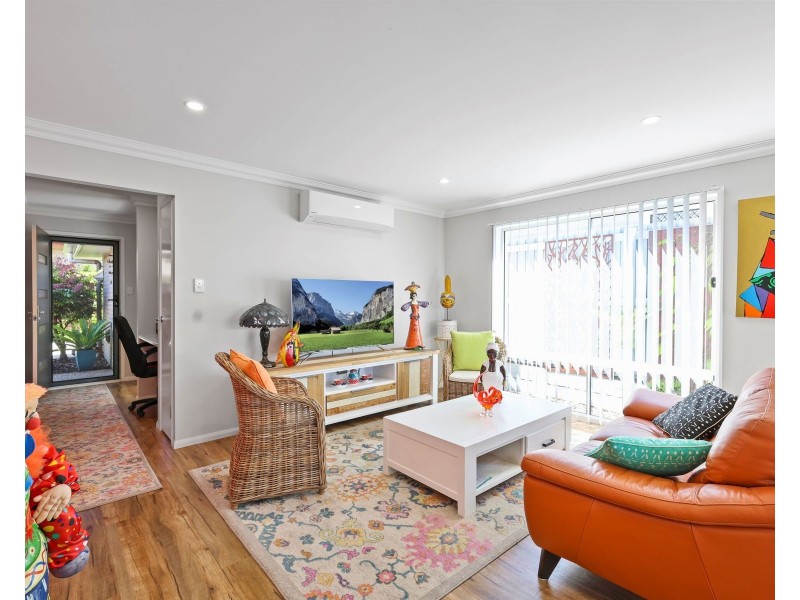 2/459 Bridge Street, Wilsonton QLD 4350
