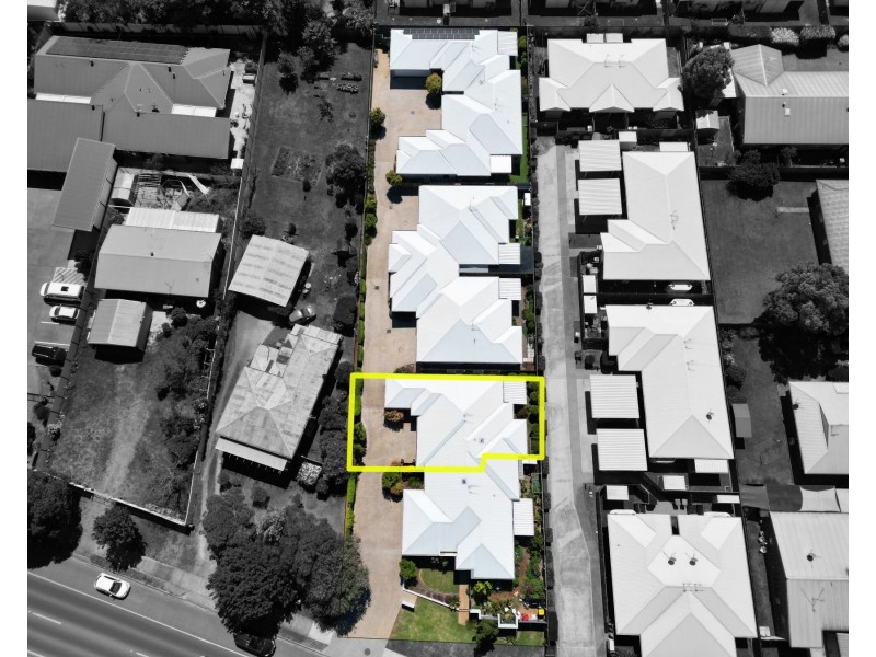 2/459 Bridge Street, Wilsonton QLD 4350