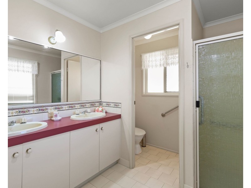 9 Gerbera Court, Middle Ridge QLD 4350