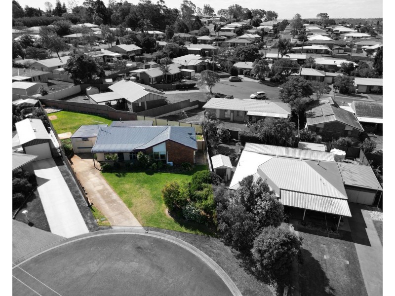 4 Renmano Court, Wilsonton Heights QLD 4350