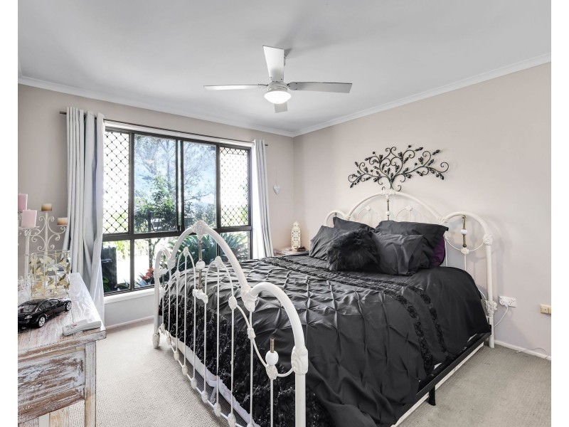 25 Blue Gum Drive, Newtown QLD 4350