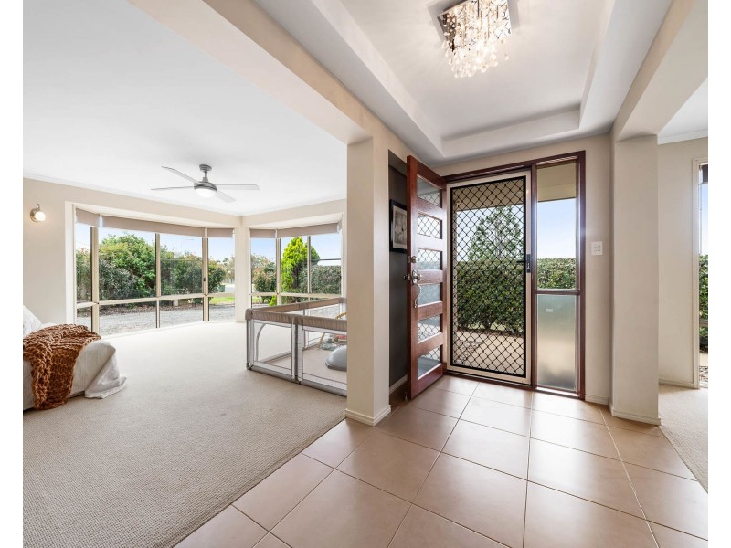 22 Curlew Street, Meringandan West QLD 4352