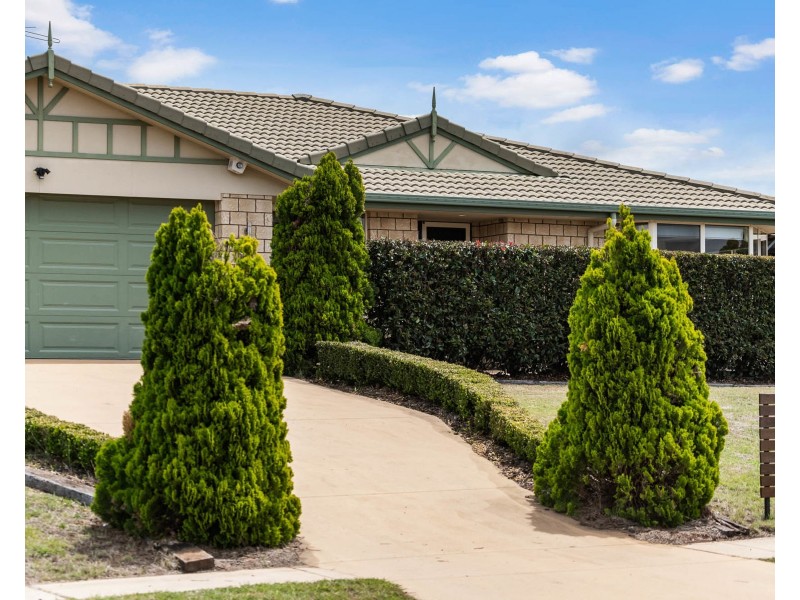 22 Curlew Street, Meringandan West QLD 4352