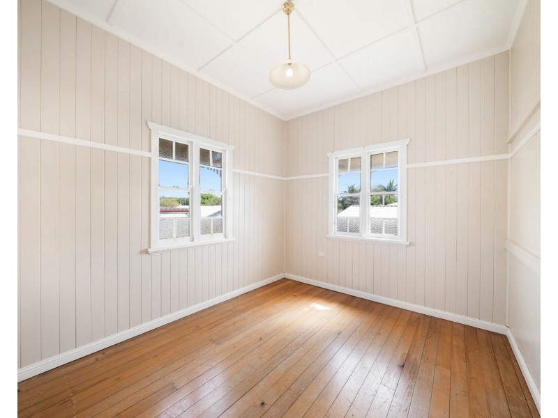 72 James Street, Rangeville QLD 4350