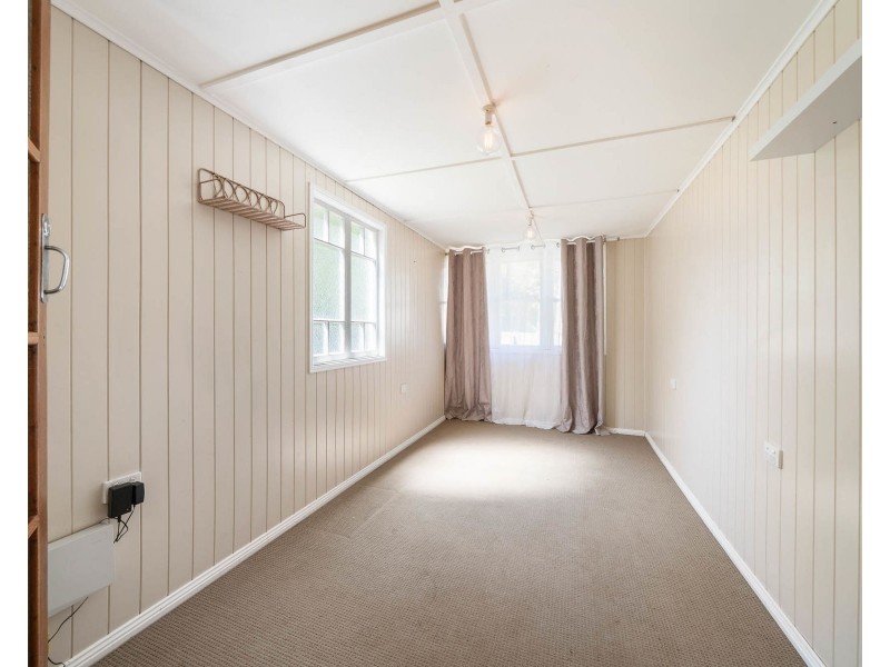 72 James Street, Rangeville QLD 4350