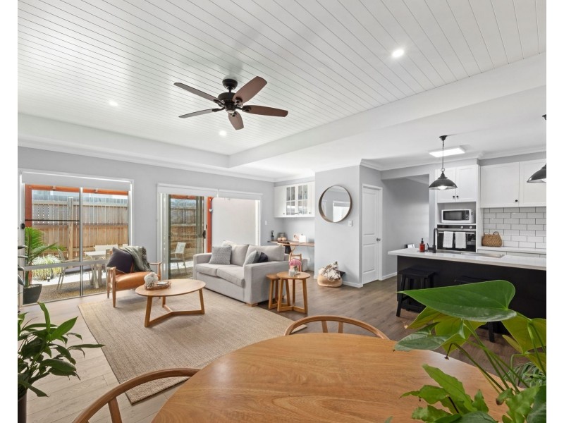 1/44 McGee Drive, Kearneys Spring QLD 4350