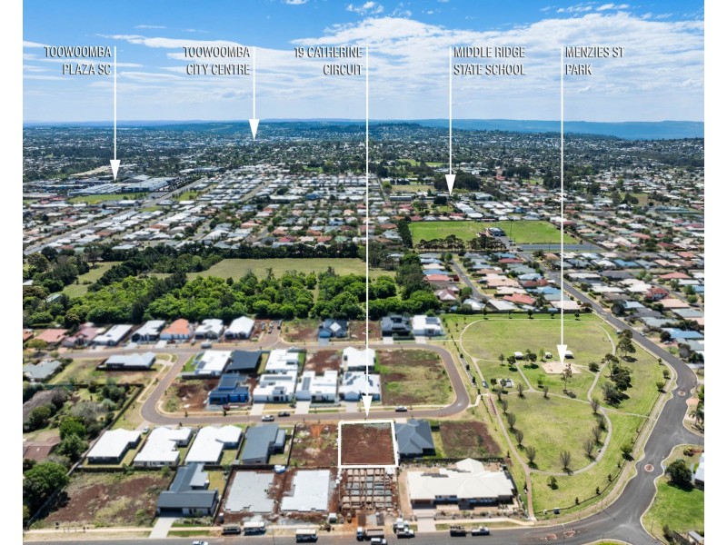 19 Catherine Circuit, Middle Ridge QLD 4350