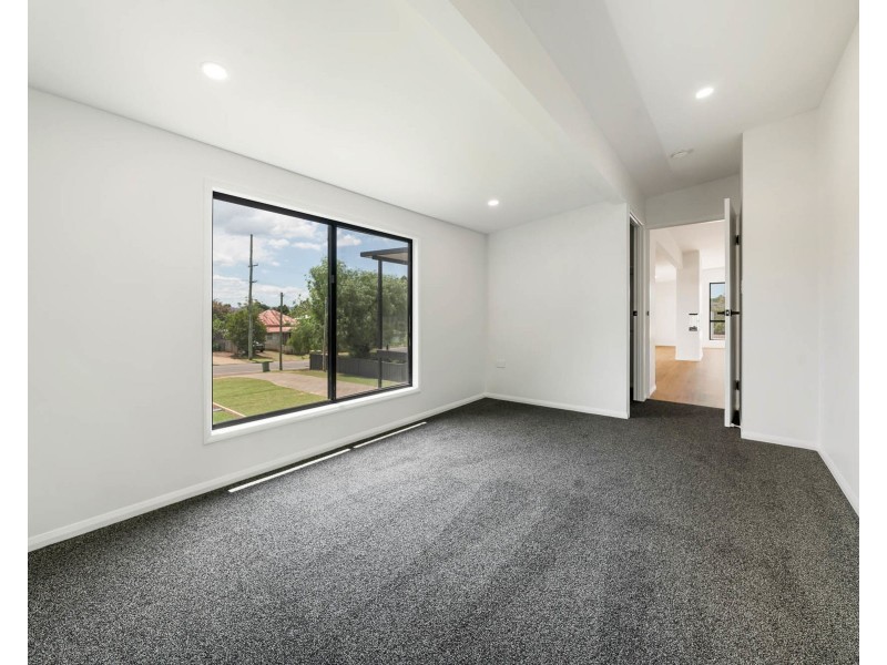 266a South Street, South Toowoomba QLD 4350