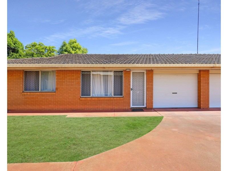79 Anzac Avenue, Newtown QLD 4350