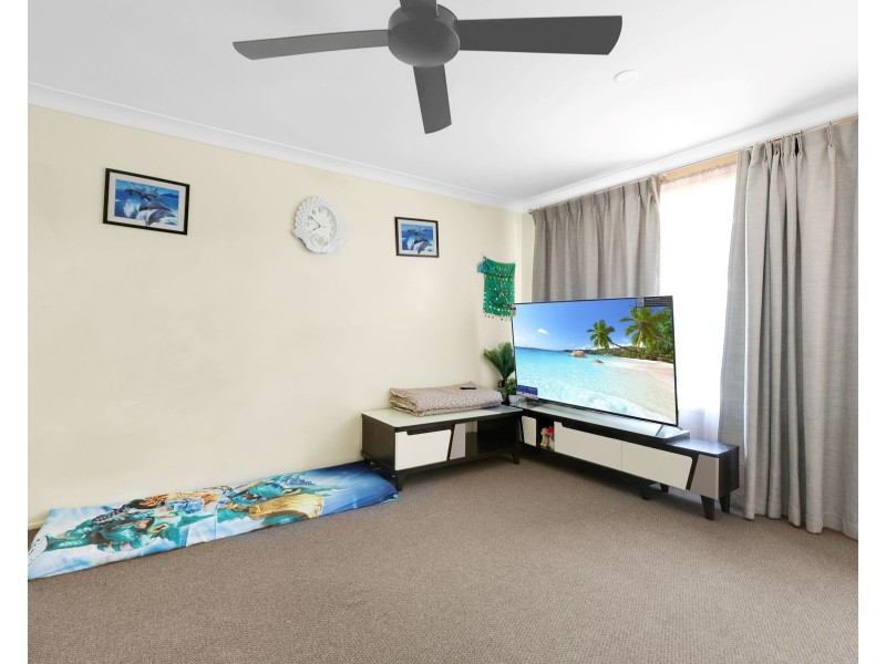 79 Anzac Avenue, Newtown QLD 4350