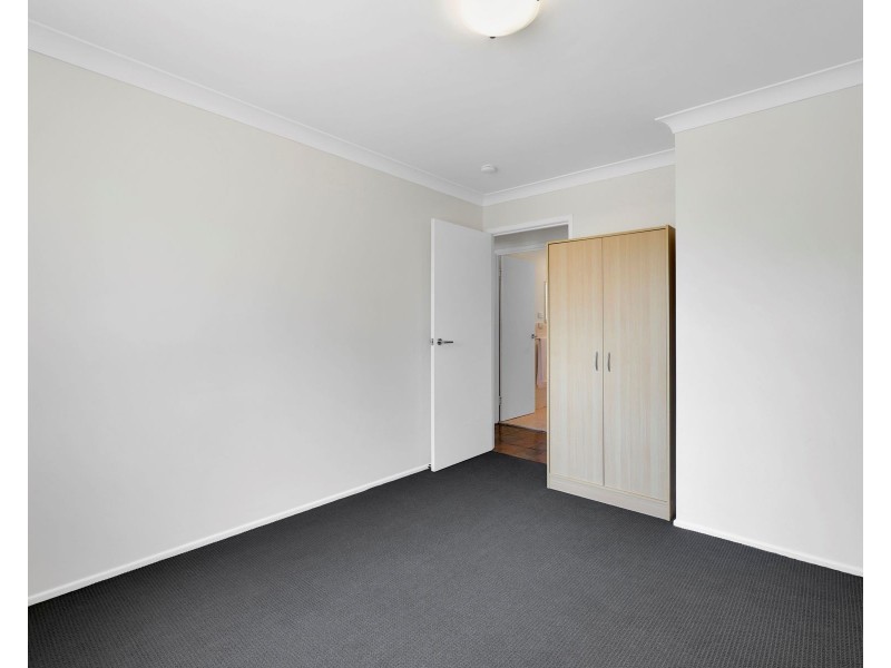 10 Regent Street, Darling Heights QLD 4350