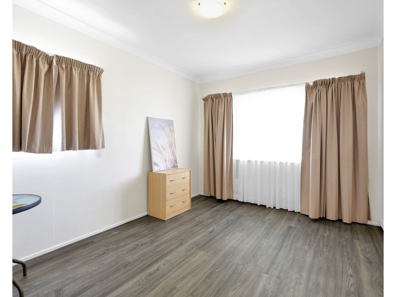 10 Regent Street, Darling Heights QLD 4350