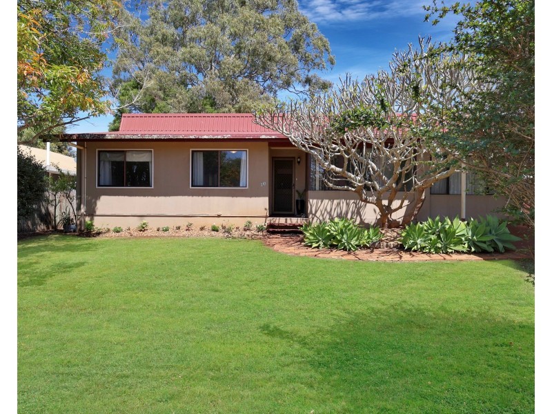 10 Regent Street, Darling Heights QLD 4350