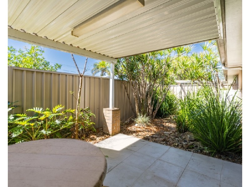 2/2 Beh Street, Harristown QLD 4350