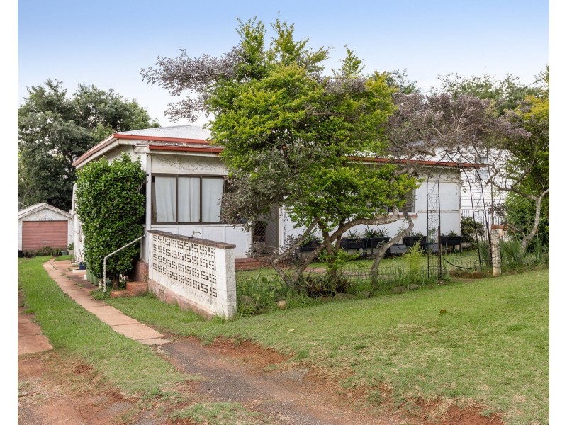 5 Kelfield Street, North Toowoomba QLD 4350