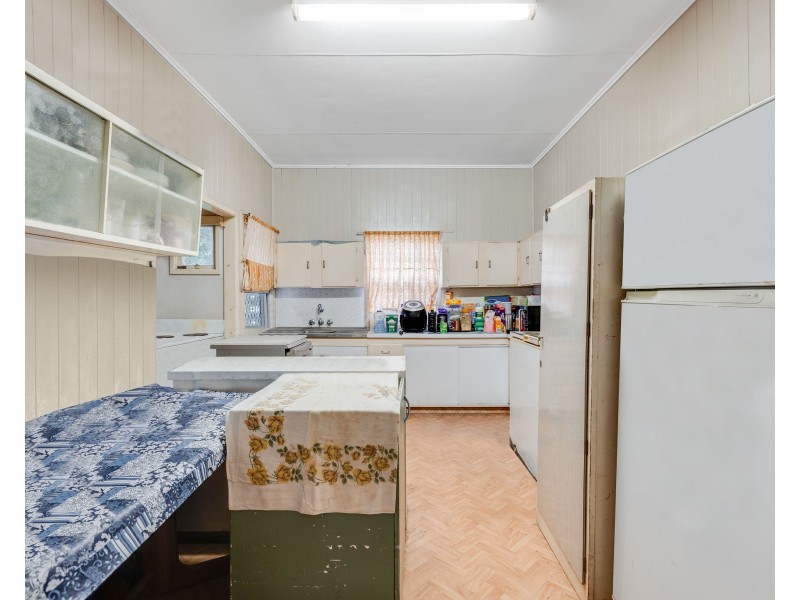 5 Kelfield Street, North Toowoomba QLD 4350