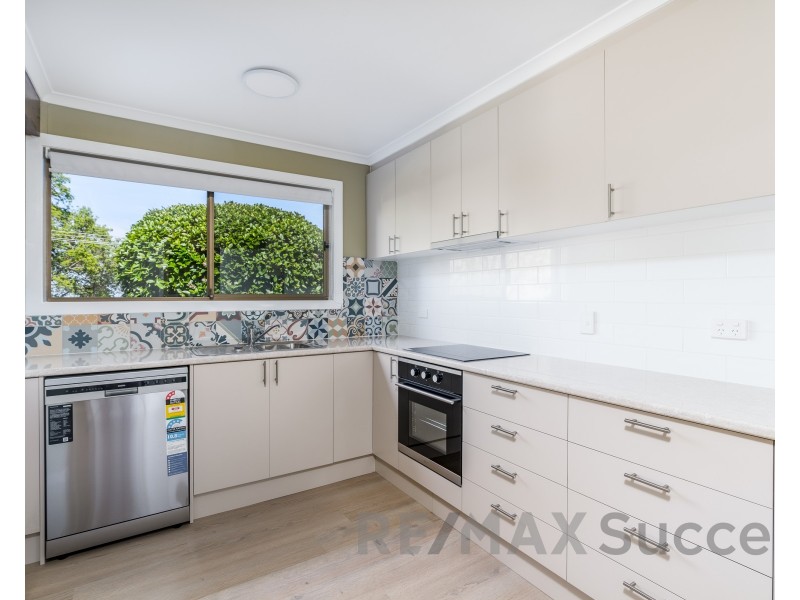 5/2 Benjamin Street, Mount Lofty QLD 4350