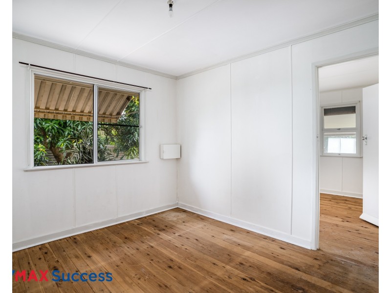 37 Prosser Street, Rockville QLD 4350