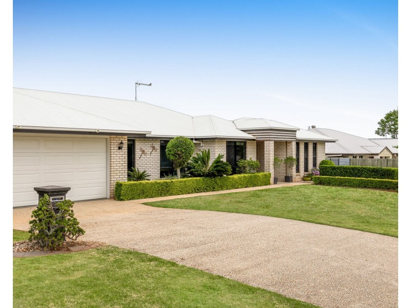 23 Pugh Street, Middle Ridge QLD 4350