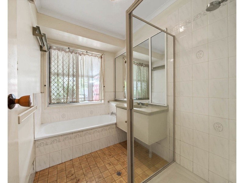 10 Airforce Road, Helidon QLD 4344