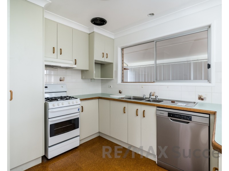 2 Risson Street, Wilsonton Heights QLD 4350