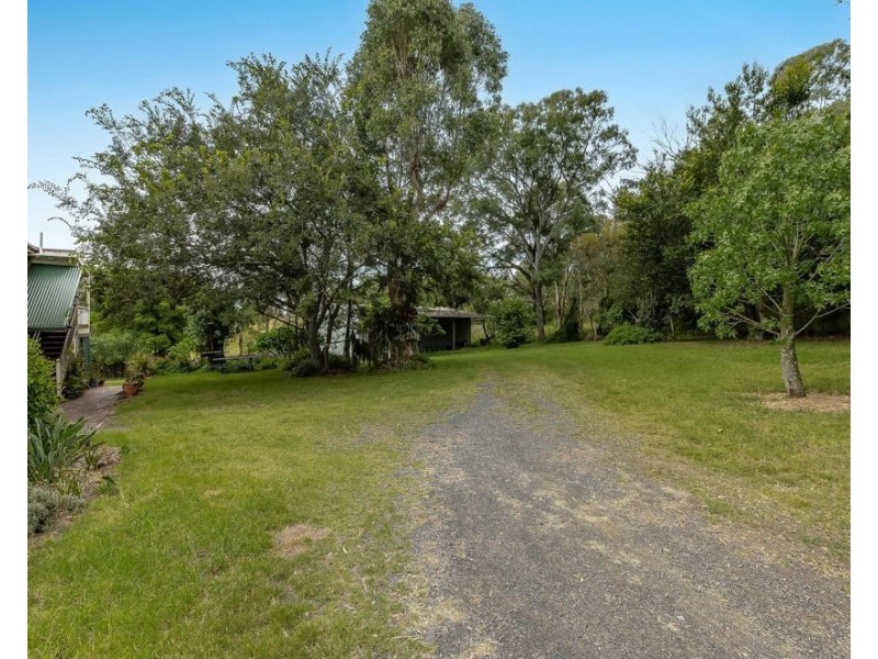 19 Euston Road, Glenvale QLD 4350