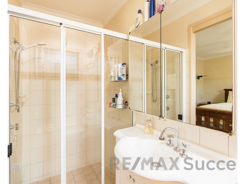 223 Stenner Street, Centenary Heights QLD 4350