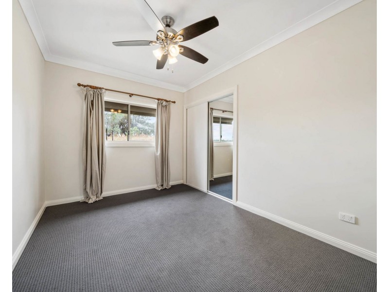 263 Douglas Road, Goombungee QLD 4354