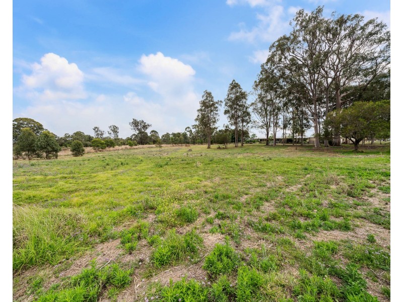 263 Douglas Road, Goombungee QLD 4354