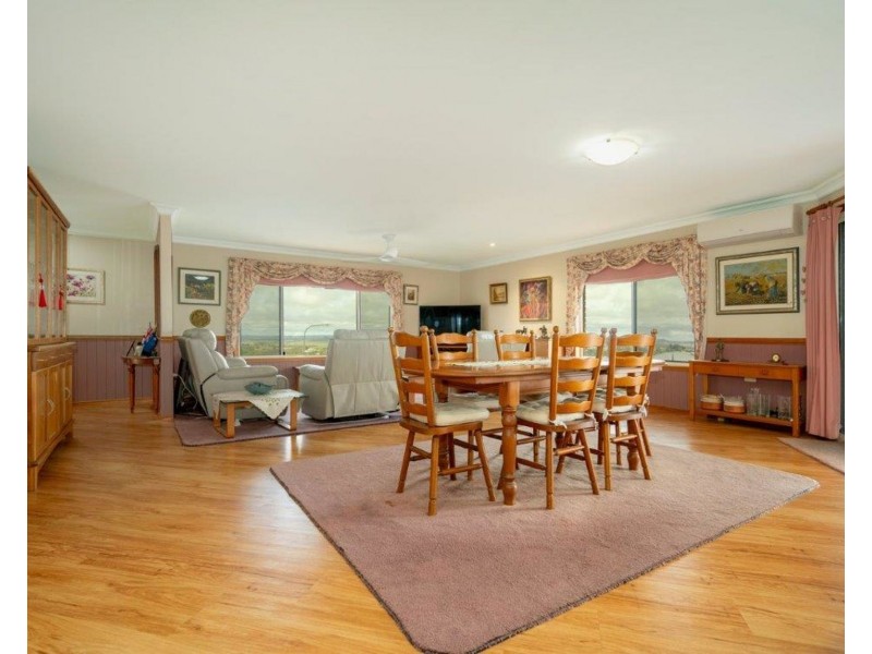 2 Samuel Court, Darling Heights QLD 4350