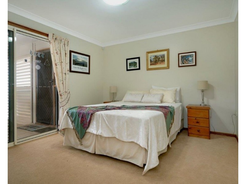 2 Samuel Court, Darling Heights QLD 4350