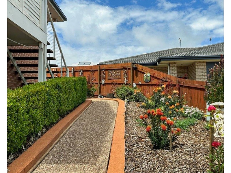 2 Samuel Court, Darling Heights QLD 4350