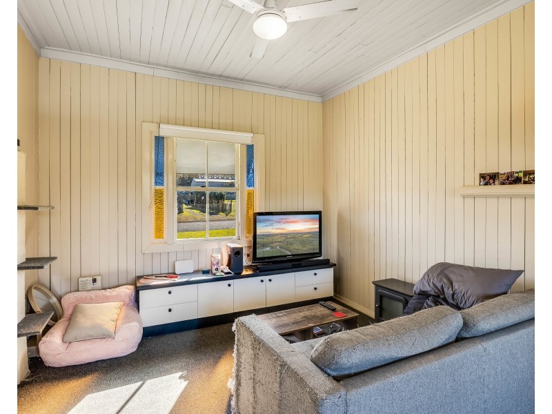 2 Glasgow Street, North Toowoomba QLD 4350