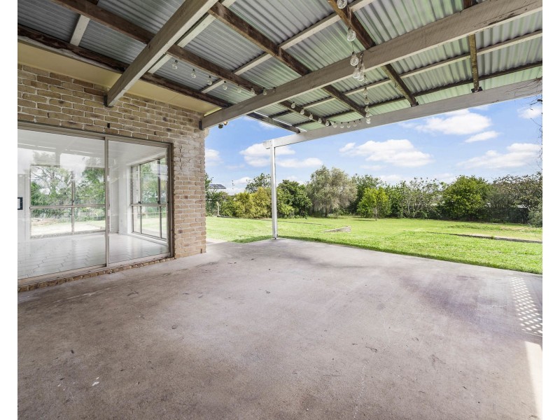 6 Odassa Street, Goombungee QLD 4354