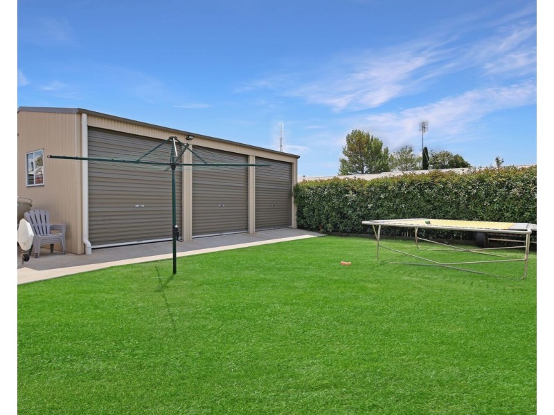 21 Matthews Street, Harristown QLD 4350