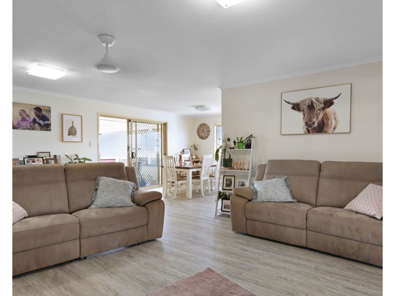 21 Matthews Street, Harristown QLD 4350