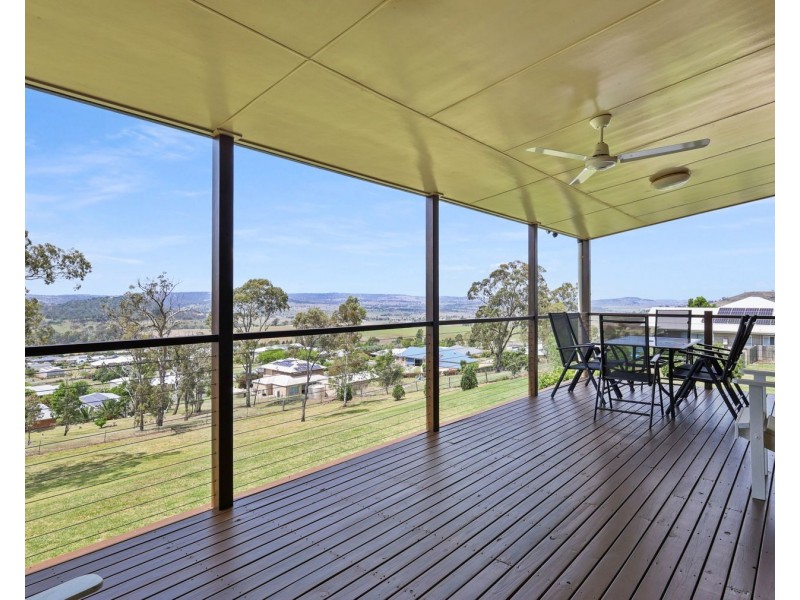 21 Manikato Drive, Hodgson Vale QLD 4352