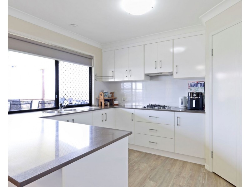 21 Manikato Drive, Hodgson Vale QLD 4352