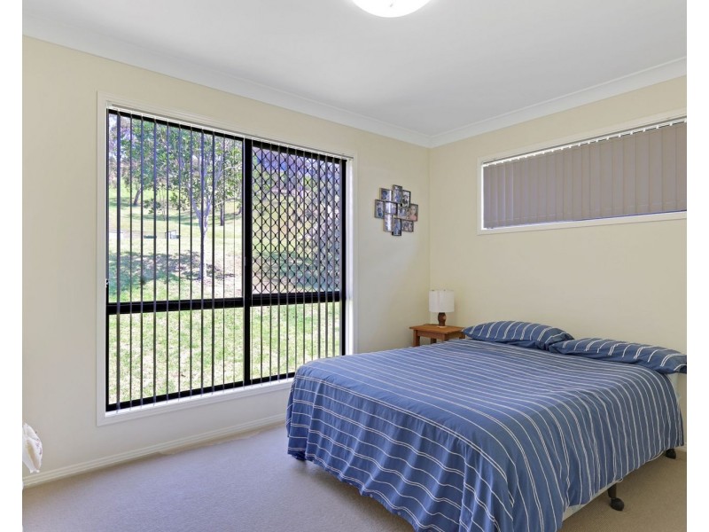 21 Manikato Drive, Hodgson Vale QLD 4352