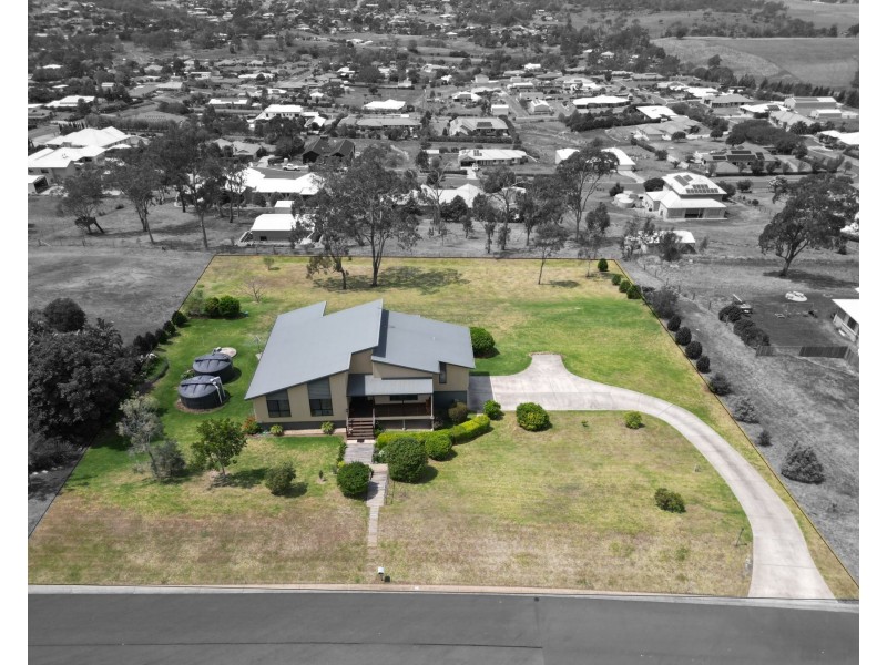 21 Manikato Drive, Hodgson Vale QLD 4352