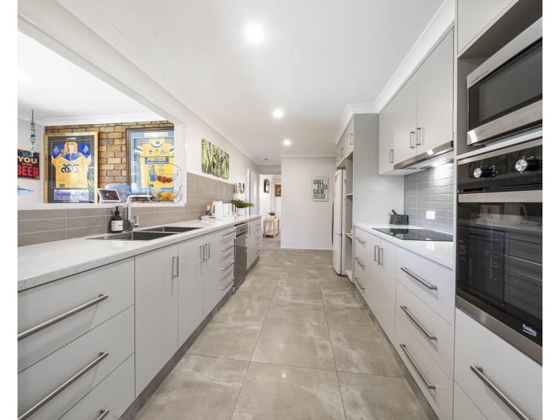 48 Brangus Street, Harristown QLD 4350