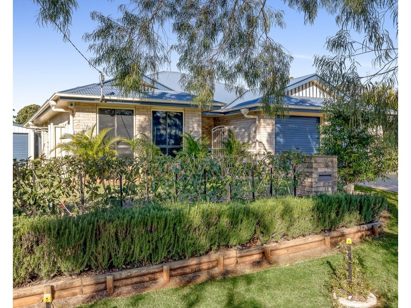 152 Tor Street, Rockville QLD 4350