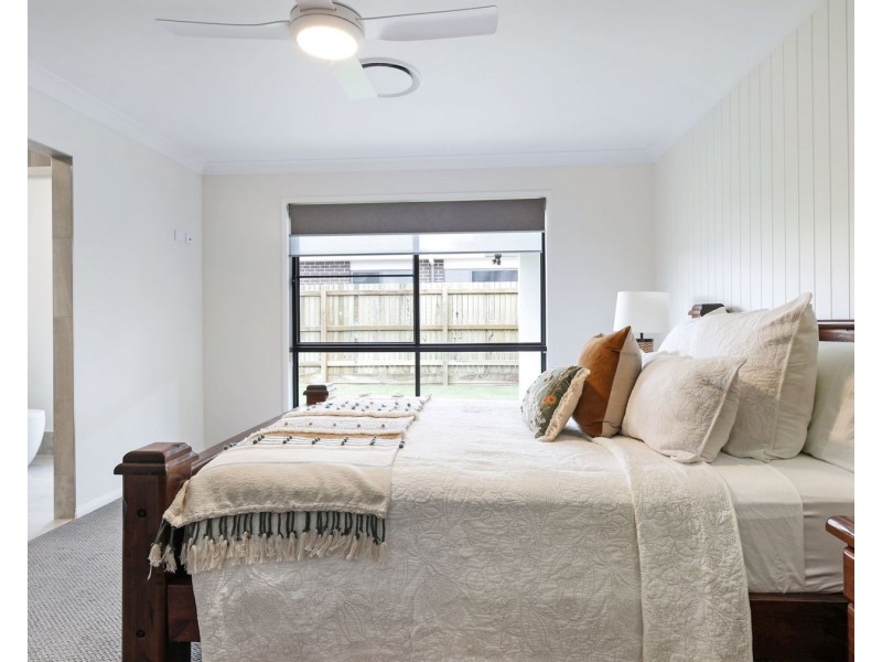 4 O’Neill Circuit, Kearneys Spring QLD 4350