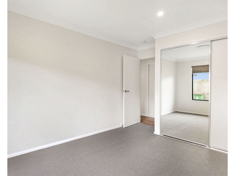 4 O’Neill Circuit, Kearneys Spring QLD 4350