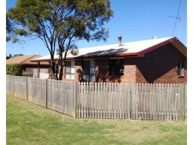 46 Tomkinson Street, Wilsonton QLD 4350