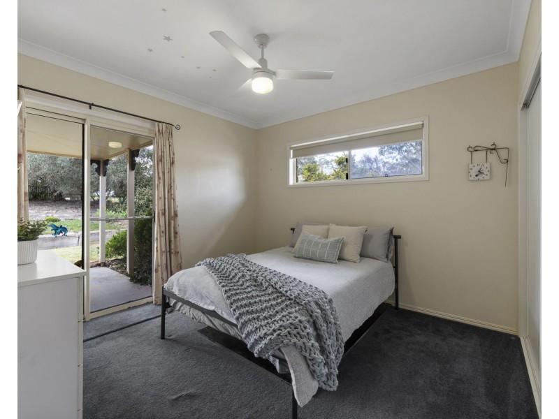 1 Eli Court, Highfields QLD 4352