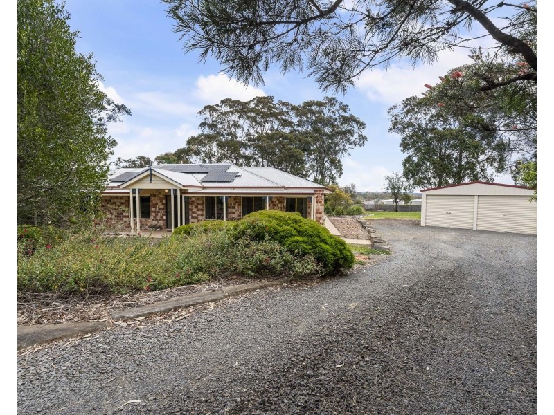 1 Eli Court, Highfields QLD 4352