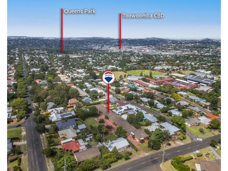 7/56 North Street, Mount Lofty QLD 4350