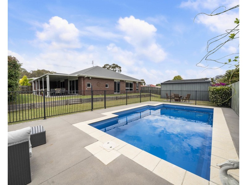27 Kennard Street, Westbrook QLD 4350